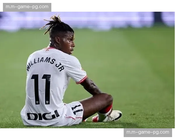 库巴西预判拦截屡获赞誉 巴萨新星展现超越年龄沉稳 库巴西预判拦截屡获赞誉 巴萨新星展现超越年龄沉稳